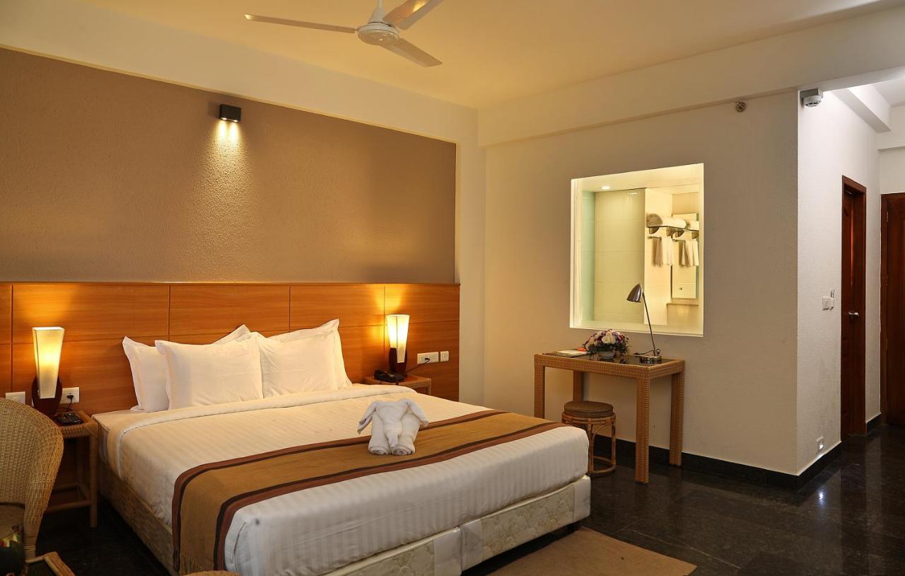 Peppervine Hotel Thekkady Esterno foto