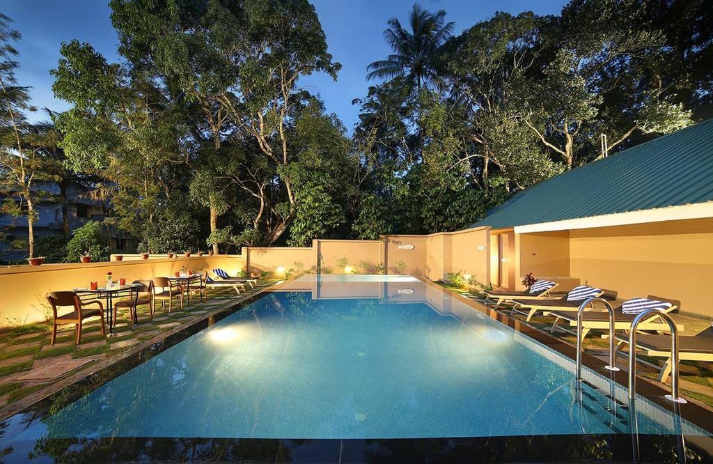 Peppervine Hotel Thekkady Esterno foto